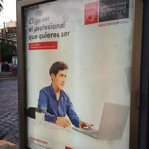 Publicidad de Lisandro Illesca en vía pública